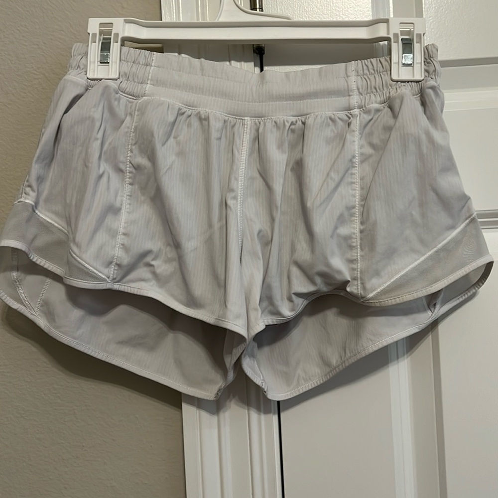 lululemon white hotty hot short